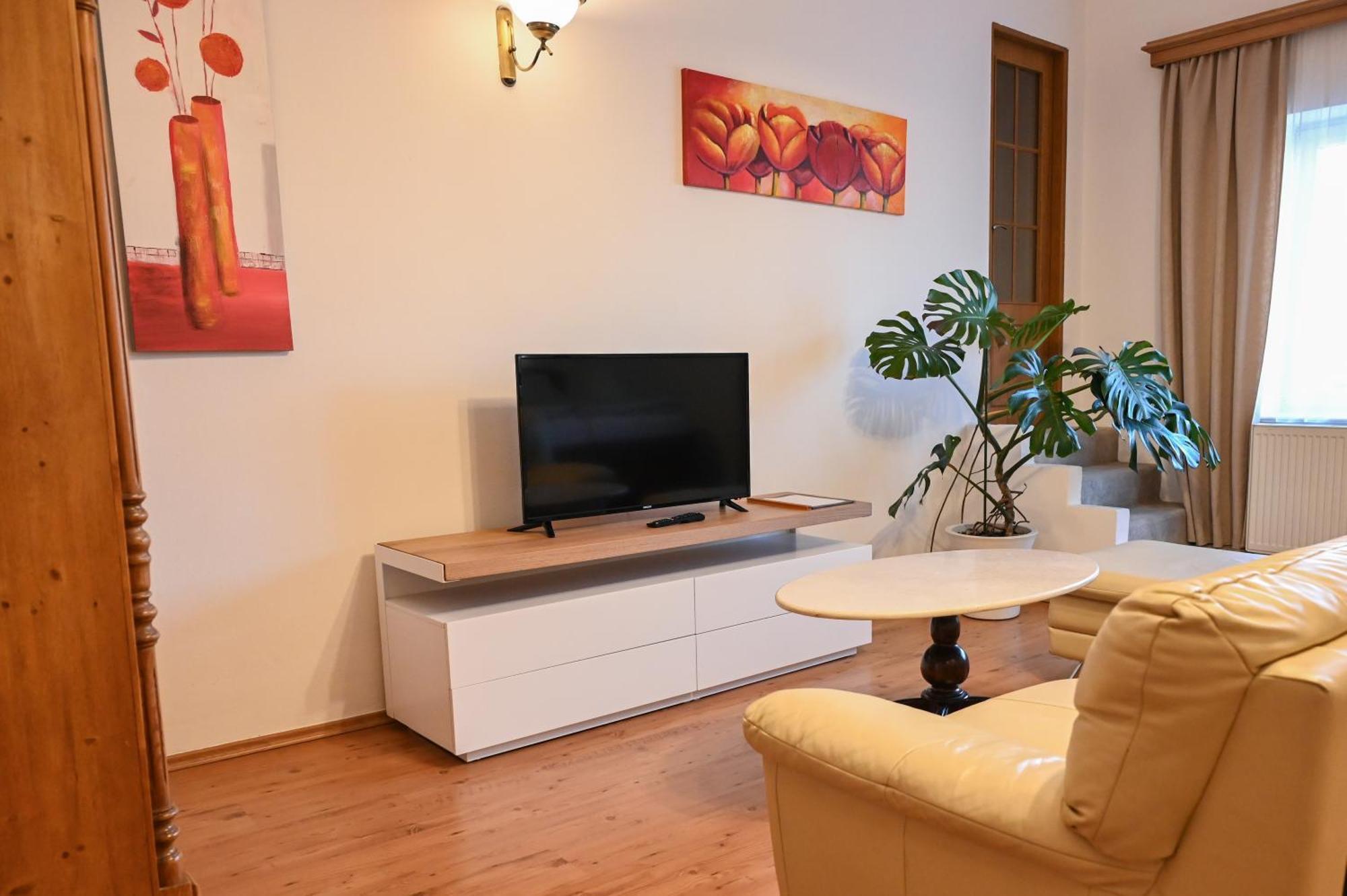 براغ Hotel Diana Apartments المظهر الخارجي الصورة