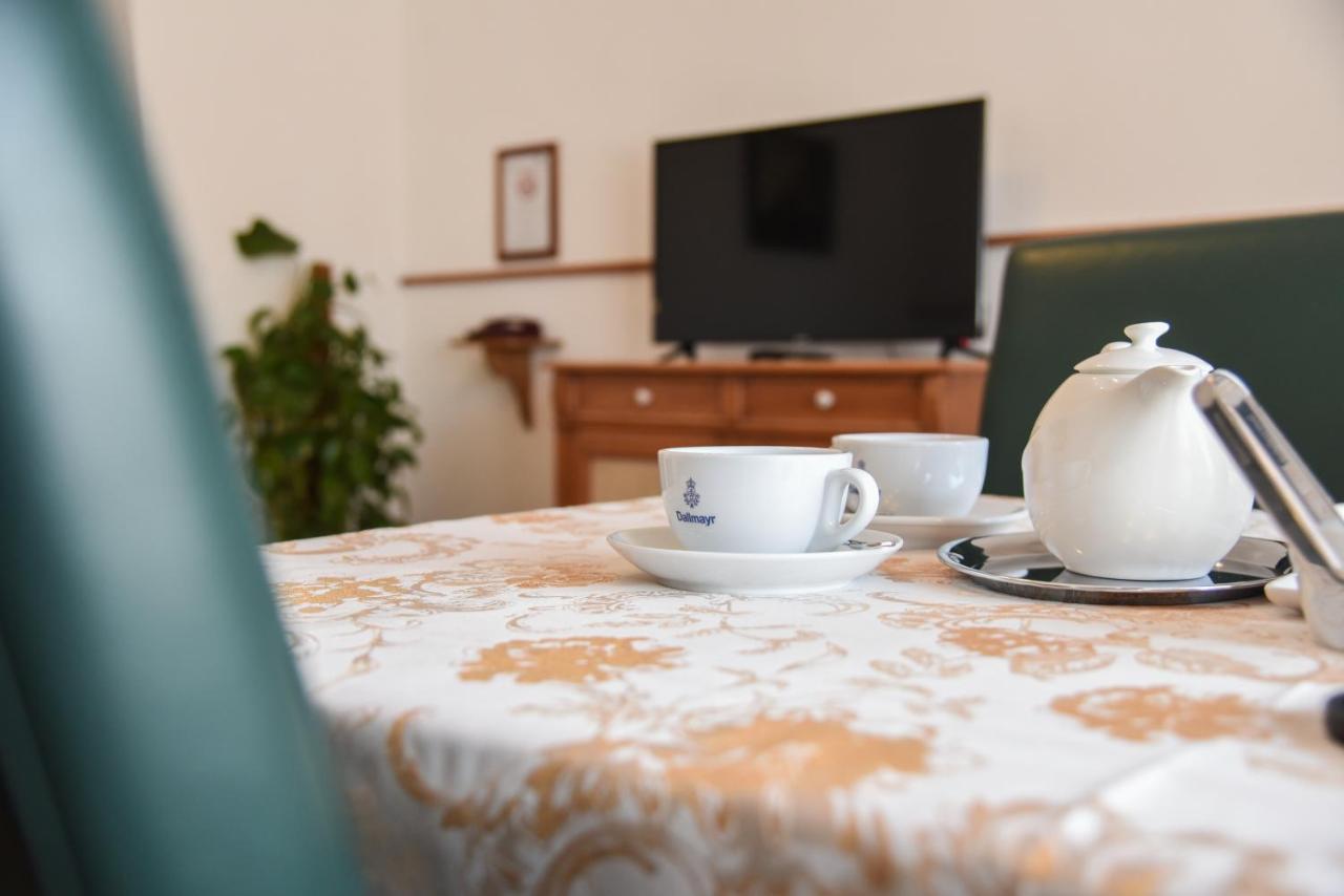 براغ Hotel Diana Apartments المظهر الخارجي الصورة